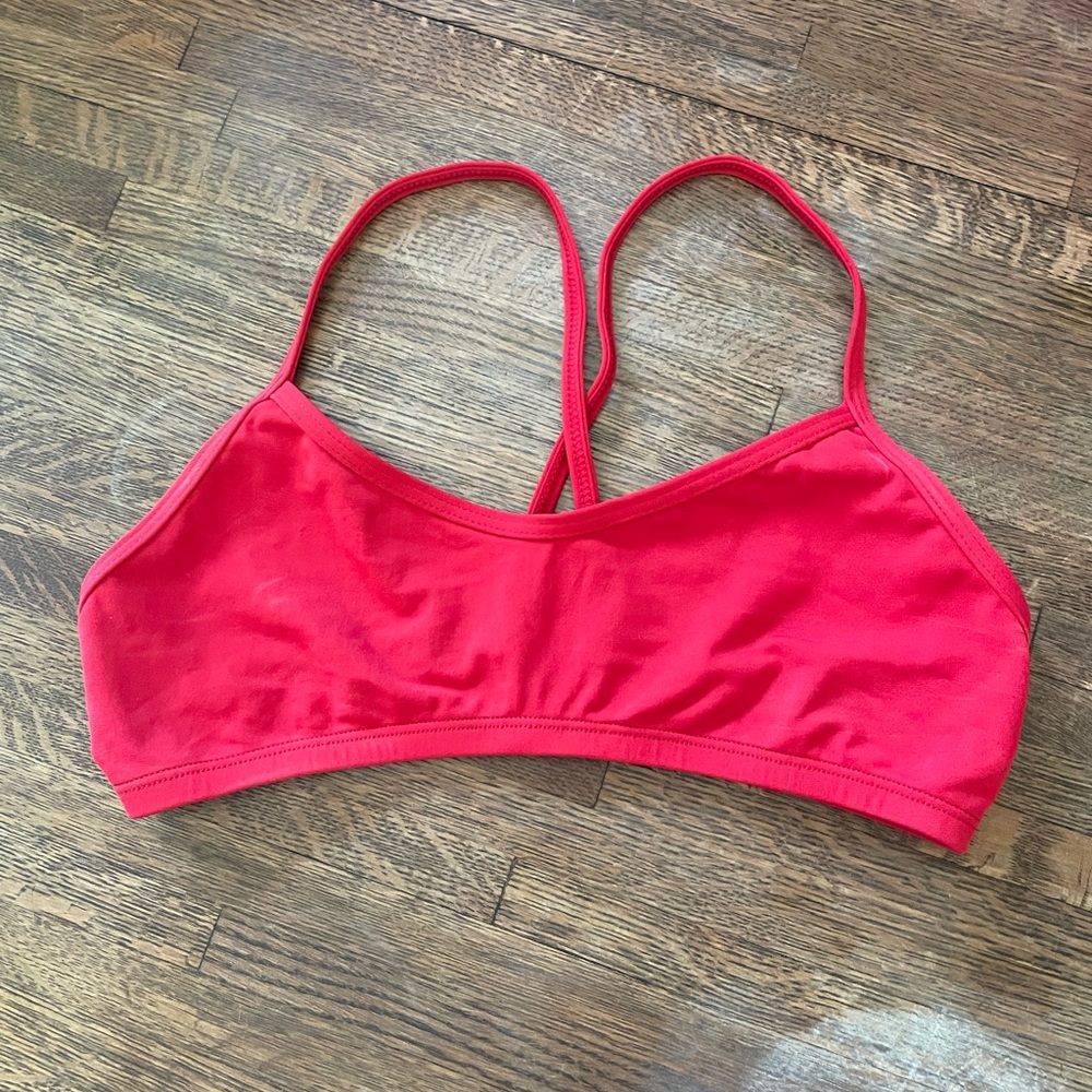 Jolyn Leon Red Top